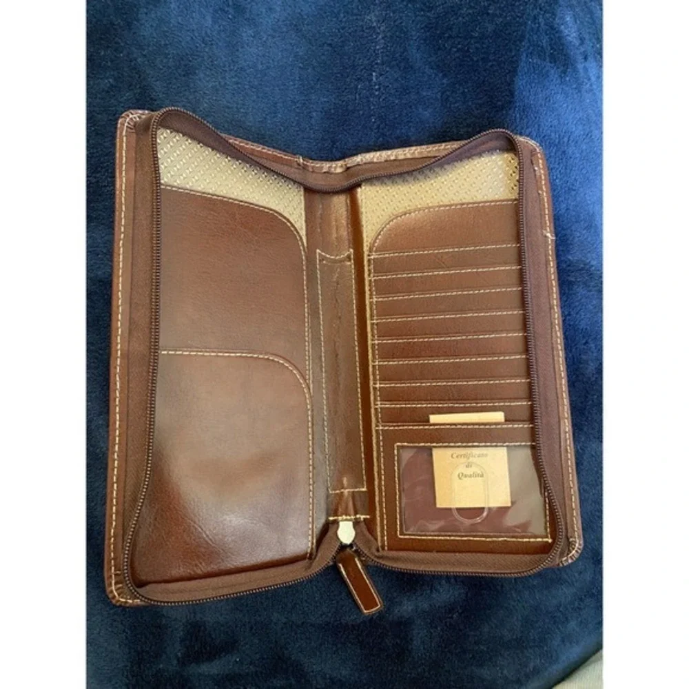 Alessandro‎ Venanzi Italian Polished Leather Wallet